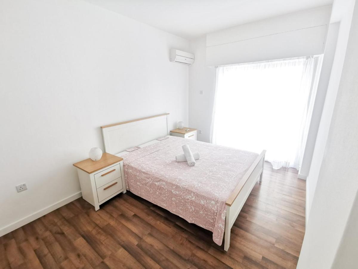 Island Time Holiday Apartment Ларнака Екстер'єр фото